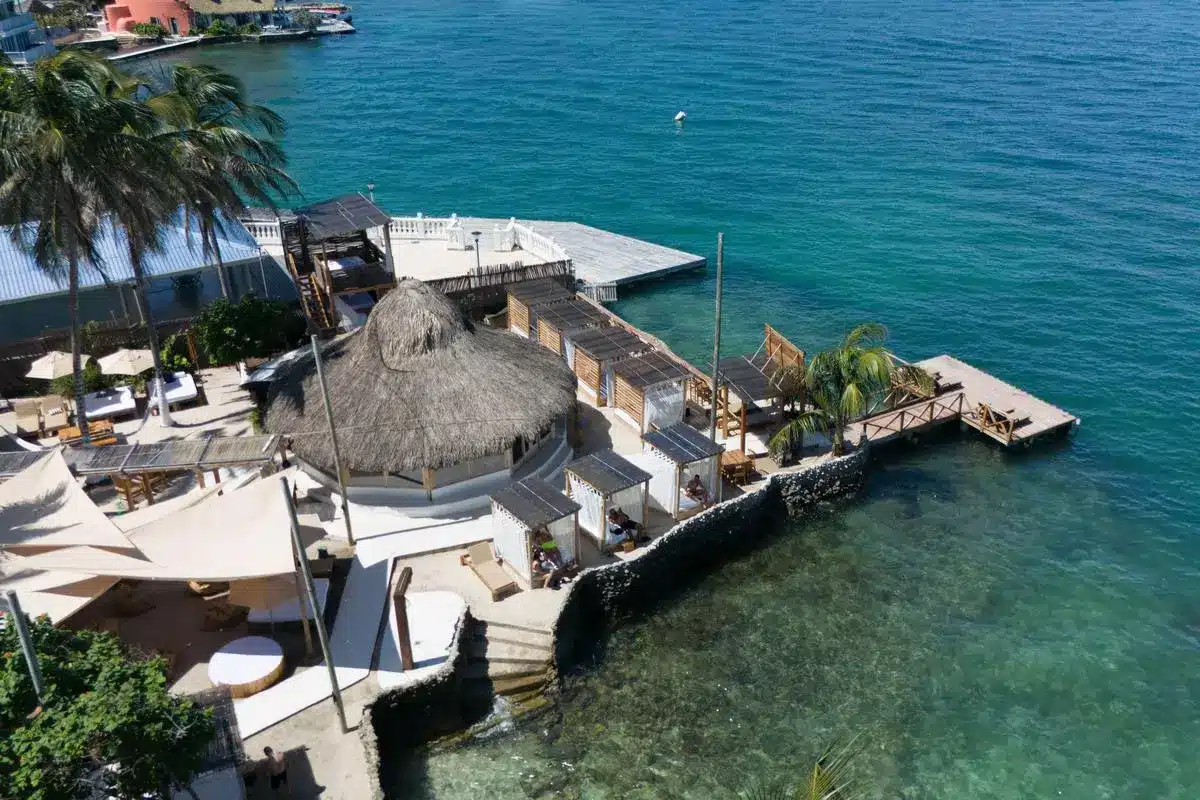 Mangata Beach Club - Image 10