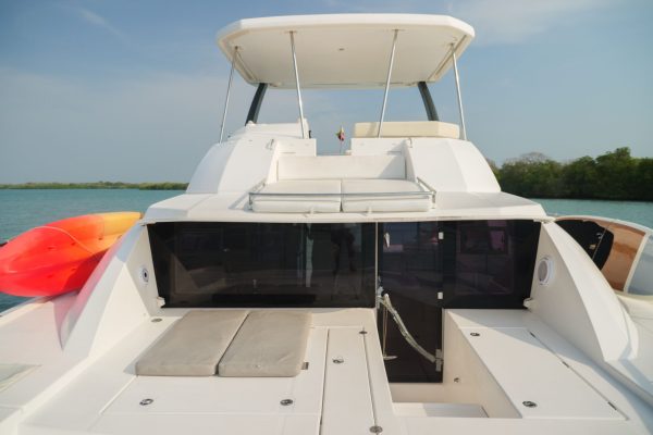 Catamarán Leopard 43 ft