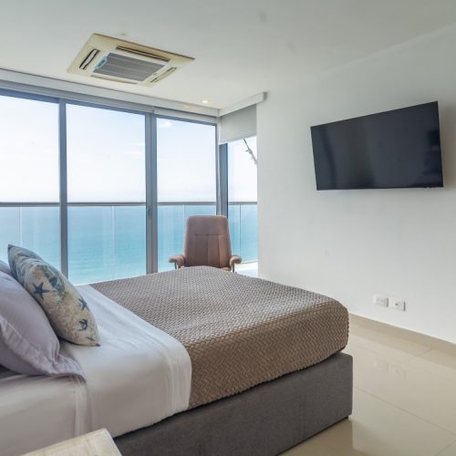 APT 3305 - 25 (Mediana)