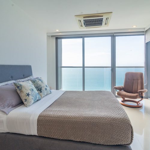 APT 3305 - 26 (Mediana)