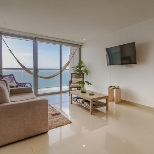 APT 3305 - 32 (Mediana)