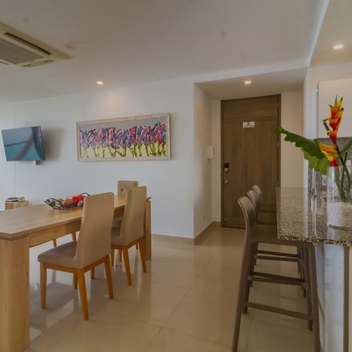 APT 3305 - 8 (Mediana)