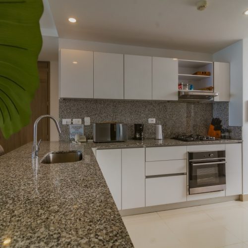 APT 3305 - 9 (Mediana)